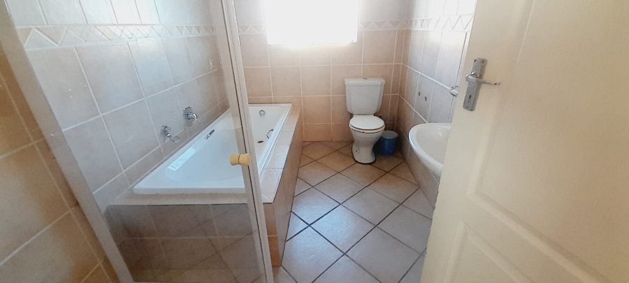 2 Bedroom Property for Sale in Wilkoppies North West